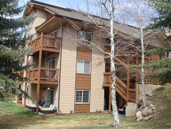 property at 1902 Crazy Horse Cir