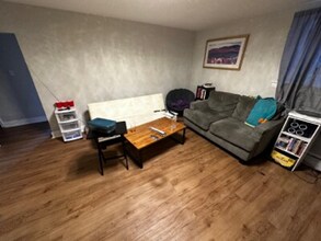 63 Selkirk Rd, Unit 1 in Boston, MA - Building Photo - Building Photo