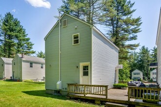 16 Rose Terrace Cir in Arundel, ME - Building Photo - Building Photo