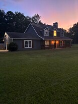 15 Oak Hill Ct in Mcdonough, GA - Building Photo