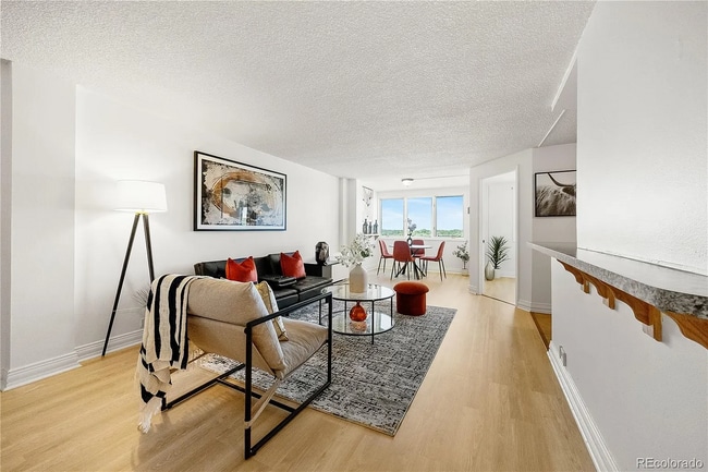 2225 Buchtel Blvd, Unit #1007 in Denver, CO - Building Photo - Building Photo