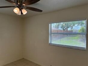 824 S Lone Oak Dr in Leesburg, FL - Building Photo - Building Photo