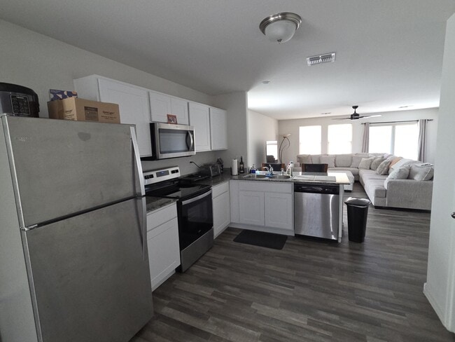 2061 E Julian Dr in Casa Grande, AZ - Building Photo - Building Photo