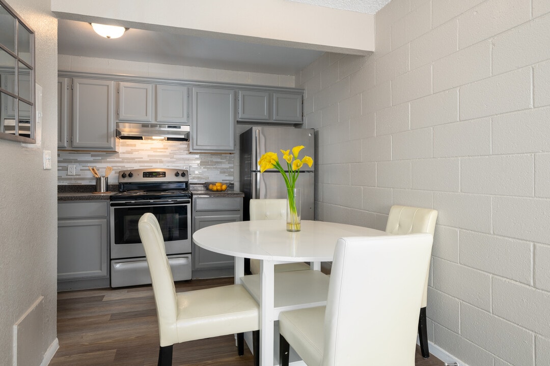 San Marcos Apartment Homes in El Paso, TX - Building Photo