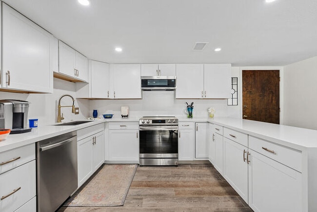 7920 E Camelback Rd in Scottsdale, AZ - Building Photo - Building Photo
