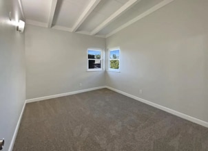 5819 Roanoke St in San Diego, CA - Building Photo - Building Photo
