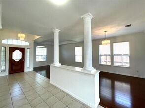 4400 Avebury Dr in Plano, TX - Building Photo - Building Photo