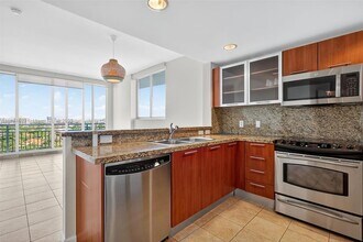 2021 SW 3rd Ave, Unit PH3 in Miami, FL - Building Photo - Building Photo