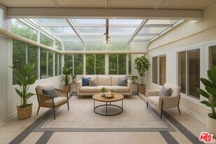 713 Elm Dr in Beverly Hills, CA - Building Photo