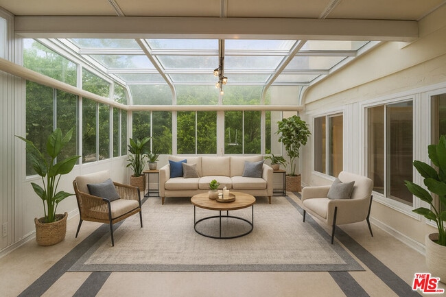 property at 713 Elm Dr