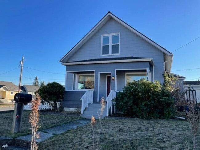 property at 1401 16th St