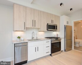3127 12th St NE, Unit #1 in Washington, DC - Foto de edificio - Building Photo