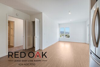 11405 Chandler Blvd in North Hollywood, CA - Building Photo - Building Photo