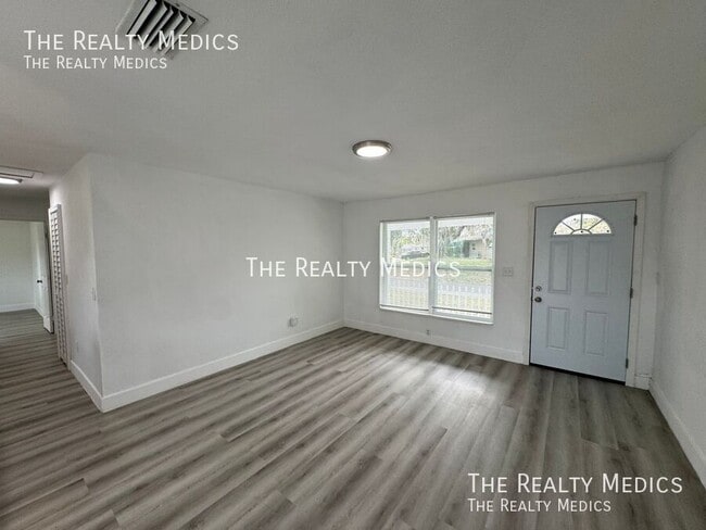 1150 Overlook Terrace in Titusville, FL - Building Photo - Building Photo