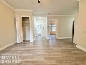 4208 N Clark St, Unit 1 in Chicago, IL - Building Photo - Building Photo