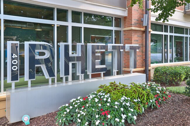 400 Rhett in Greenville, SC - Building Photo - Building Photo