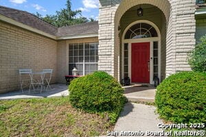 13511 Thessaly in Universal City, TX - Building Photo - Building Photo