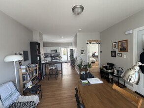 28 Adams St, Unit 1 in Waltham, MA - Building Photo - Building Photo