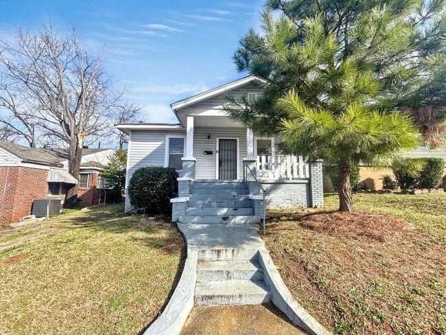 1711 Center Way S in Birmingham, AL - Building Photo - Building Photo
