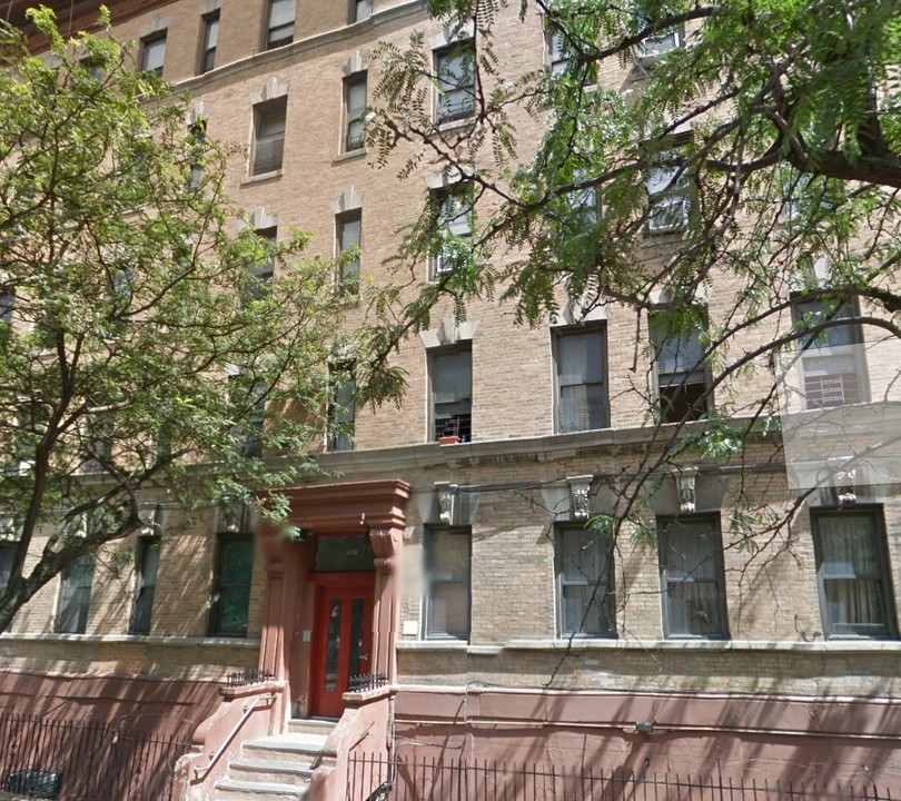 307 W 153rd St in New York, NY - Building Photo