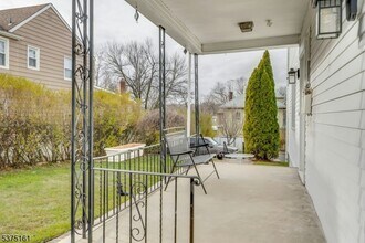 106 Sadler Rd in Bloomfield, NJ - Building Photo - Building Photo