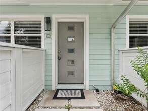 3102 W San Juan St in Tampa, FL - Building Photo - Building Photo