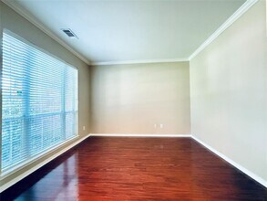2110 Winding Springs Dr in League City, TX - Foto de edificio - Building Photo