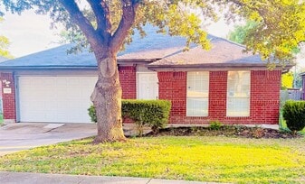 1109 Briargate Dr in Austin, TX - Building Photo