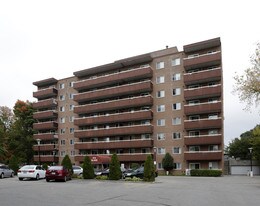 414 Blake St in Barrie, ON - Building Photo