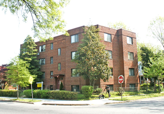 4430 Martin Luther King Jr Ave SW in Washington, DC - Building Photo - Building Photo