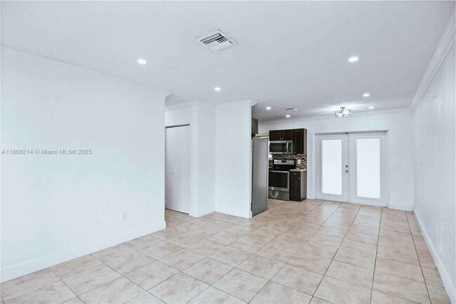 3230 NW 171 Terrace in Miami Gardens, FL - Building Photo - Building Photo