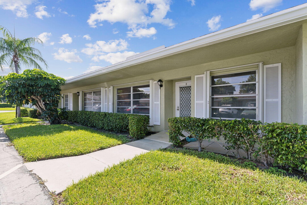 1120 Cactus Terrace-Unit -C in Delray Beach, FL - Building Photo