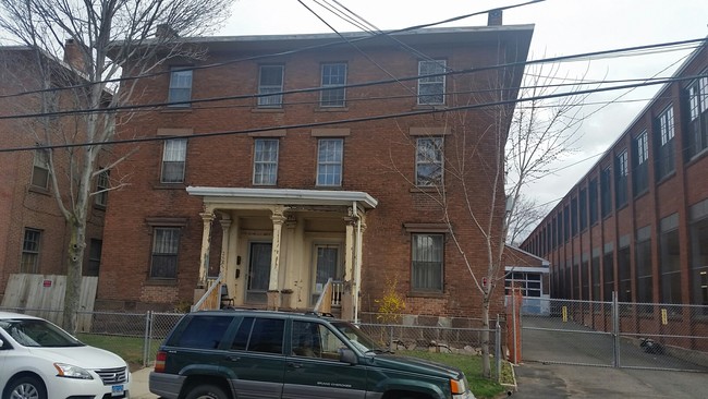 246 Lawrence St in Hartford, CT - Building Photo - Building Photo