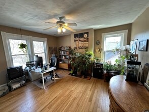 1781 William Howard Taft Rd, Unit Apt 2 in Cincinnati, OH - Foto de edificio - Building Photo