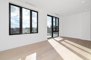 2-22 51st Avenue in Queens, NY - Building Photo