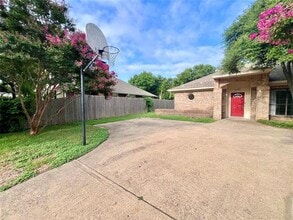 1107 Rita Ln in Duncanville, TX - Building Photo - Building Photo
