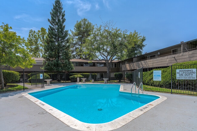Sierra Gardens