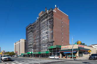 Park Towers East Apartments in Jamaica, NY - Building Photo - Building Photo