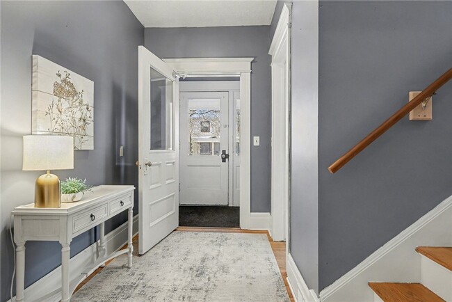 30 Shepard St in Rochester, NY - Foto de edificio - Building Photo