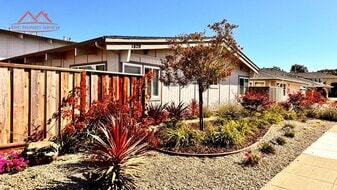 1829 El Parque Ct in San Mateo, CA - Building Photo