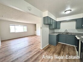 303 University Dr in Colorado Springs, CO - Building Photo