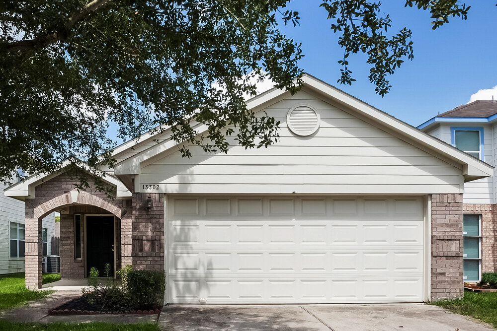 13302 Remme Ridge Ln in Houston, TX - Building Photo