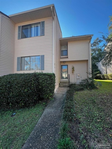 923 Brookside Pl in Pensacola, FL - Building Photo - Building Photo