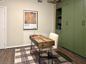 1001 Belleview St in Dallas, TX - Building Photo - Building Photo