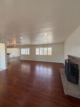 3912 Madrid Ave in Bakersfield, CA - Building Photo - Building Photo