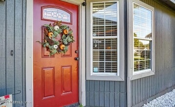 11766 White Horse Rd in Jacksonville, FL - Foto de edificio - Building Photo