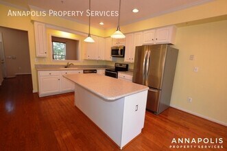 66 Harbour Heights Dr in Annapolis, MD - Building Photo - Building Photo