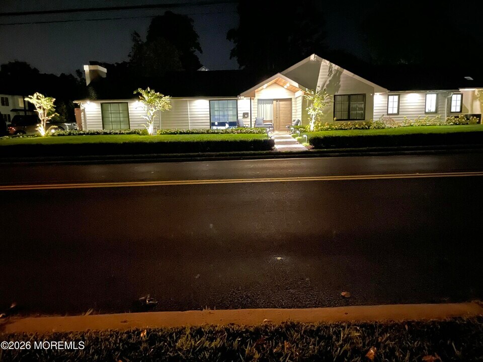 825 Norwood Ave in Long Branch, NJ - Building Photo