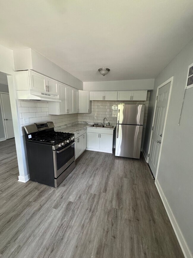 property at 7230 W Lakefield Dr