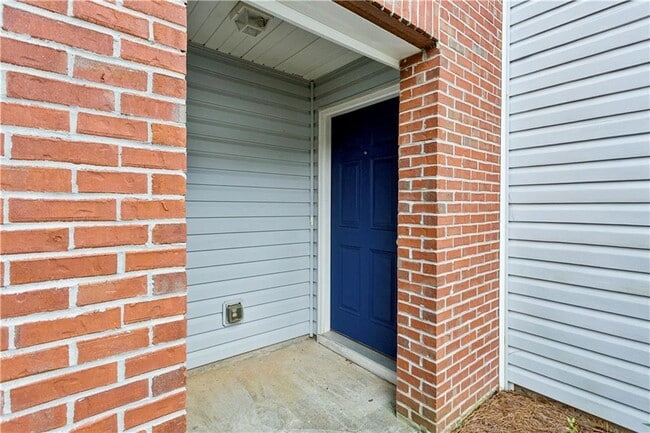 283 Hiawassee Dr in Woodstock, GA - Building Photo - Building Photo